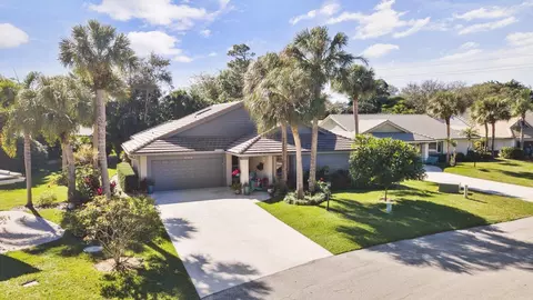 5752 Forestwood Ct, Jupiter, FL 33458