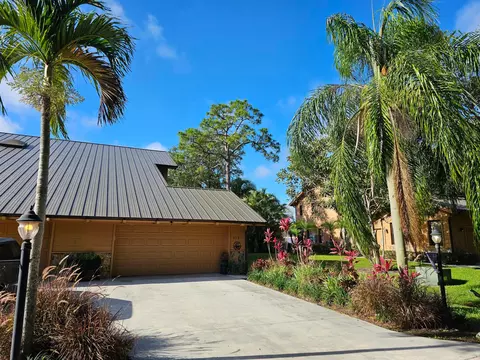 122 SE Crestwood Cir #322, Stuart, FL 34997