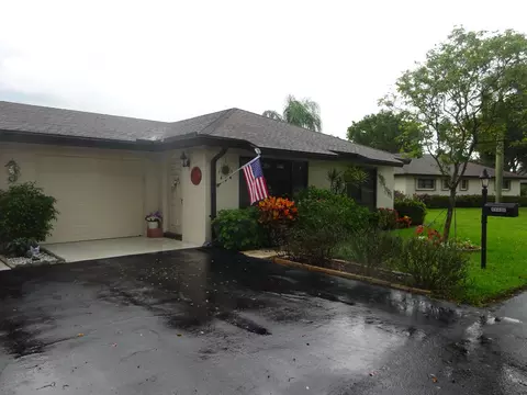 4840 Greentree Ln #B, Boynton Beach, FL 33436