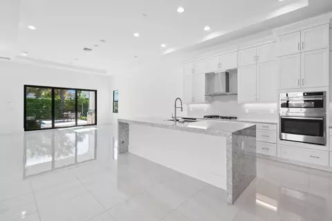 13505 Artisan Cir, Palm Beach Gardens, FL 33418