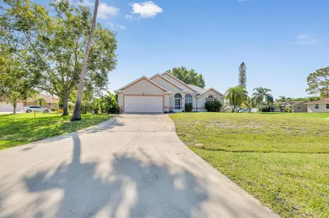 501 NW Salina Ter, Port Saint Lucie, FL 34983