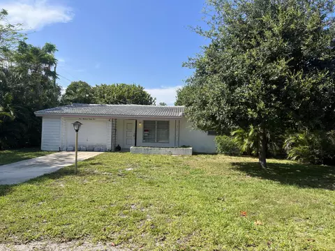 165 NW 9th St, Boca Raton, FL 33432