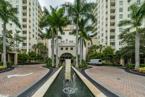 450 N Federal Hwy #1013, Boynton Beach, FL 33435