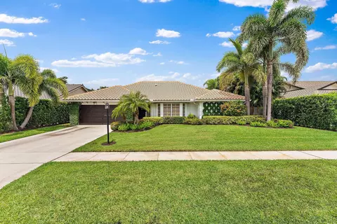 12950 La Rochelle Cir, Palm Beach Gardens, FL 33410