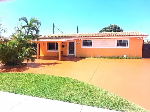 1371 W 32nd St, Hialeah, FL 33012