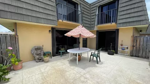 4225 42nd Way, West Palm Beach, FL 33407