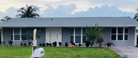 652 SE Degan Dr, Port Saint Lucie, FL 34983