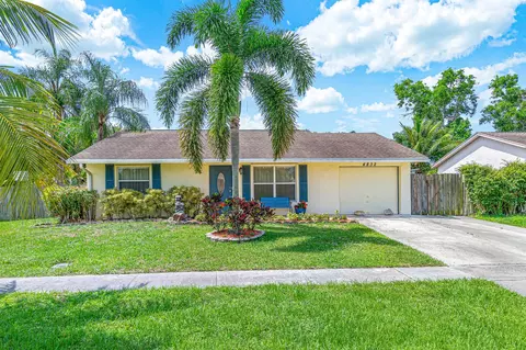 4832 Poseidon Pl, Lake Worth, FL 33463
