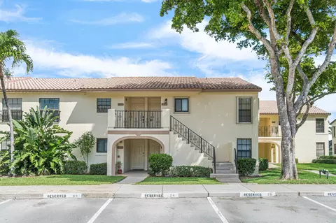 2600 Greenwood #211, Boca Raton, FL 33431