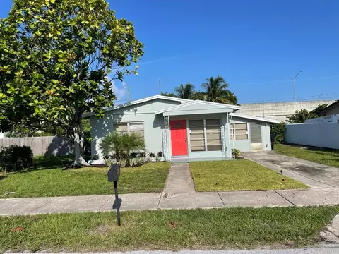 1129 S Ridge St, Lake Worth Beach, FL 33460
