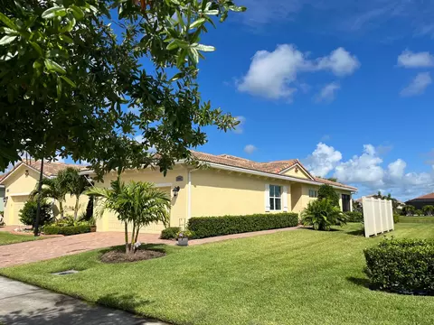 21042 SW Modena Way, Port Saint Lucie, FL 34986