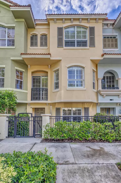 11780 Valencia Gardens Ave, Palm Beach Gardens, FL 33410