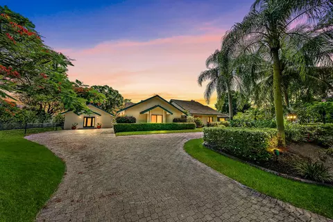 170 SE Turtle Creek Dr, Tequesta, FL 33469