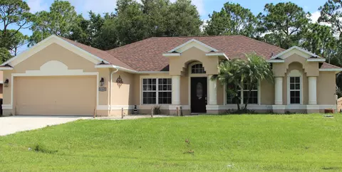 6163 NW Gatun Dr, Port Saint Lucie, FL 34986