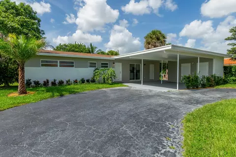 1812 Barbados Rd, Lake Clarke Shores, FL 33406
