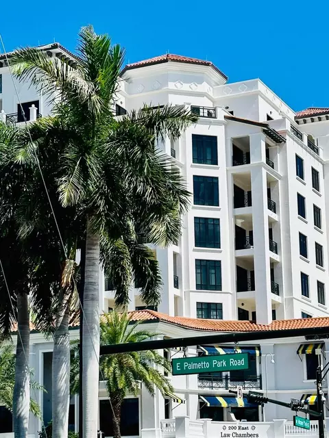 200 E Palmetto Park Rd #18, Boca Raton, FL 33432