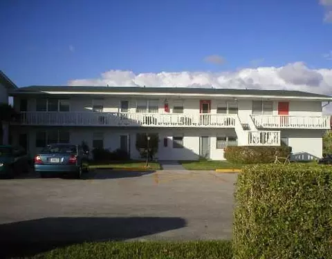 9 Norwich A #9, West Palm Beach, FL 33417