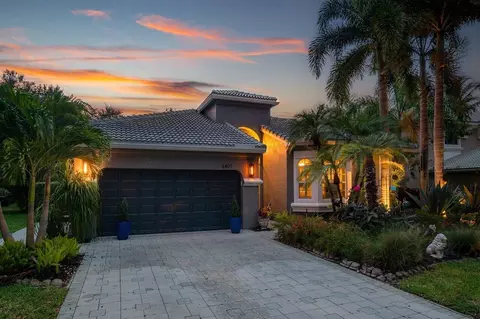 6401 Stonehurst Cir, Lake Worth, FL 33467