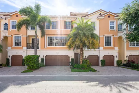 5640 NE Trieste Way, Boca Raton, FL 33487