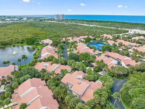 501 Sea Oats Dr #C-2, Juno Beach, FL 33408