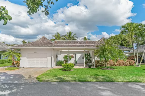 4616 Bonsai Dr, Boynton Beach, FL 33436