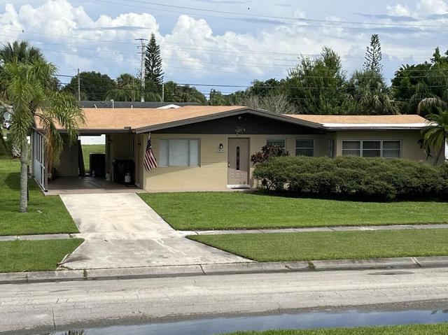 2819 SE Wiltshire Ter, Port Saint Lucie, FL 34952