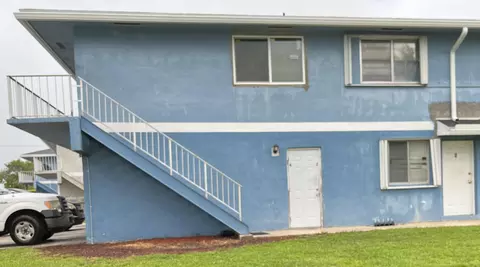 210 E Tiffany Dr #2, Mangonia Park, FL 33407