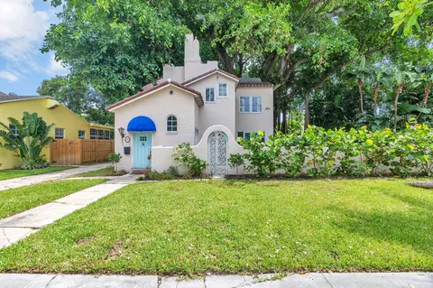 326 Fordham Dr, Lake Worth Beach, FL 33460