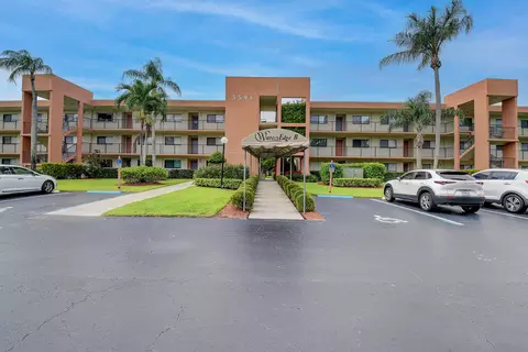 5598 Witney #214, Delray Beach, FL 33484