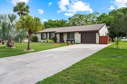 643 SW Belmont Cir, Port Saint Lucie, FL 34953