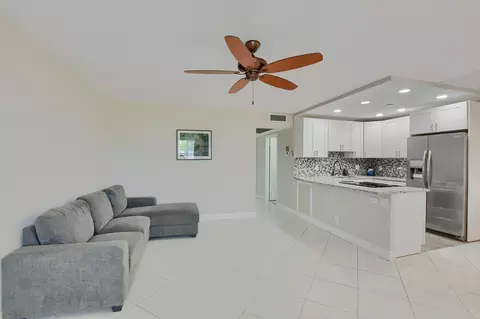 3017 Guildford A #3017, Boca Raton, FL 33434