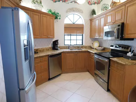 5217 Brisata Cir #O, Boynton Beach, FL 33437