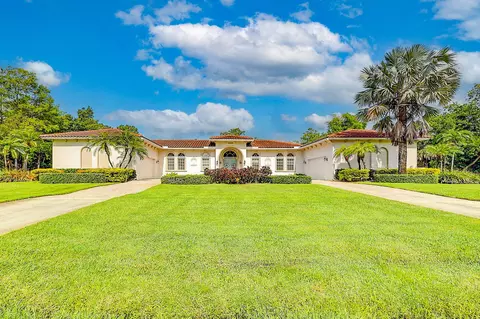 15655 77th Trl N, Palm Beach Gardens, FL 33418