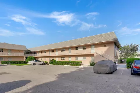 18081 SE Country Club Dr #116, Tequesta, FL 33469