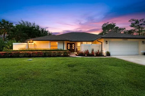 13439 Kingsbury Dr, Wellington, FL 33414