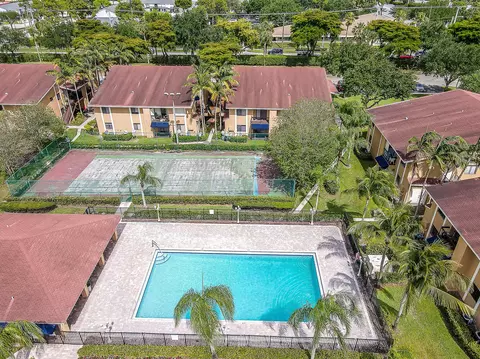 6021 10th N #212, Greenacres, FL 33463