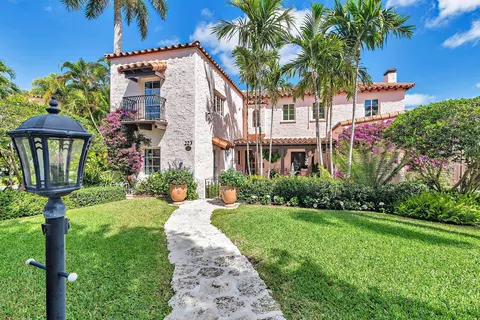 223 Sunset Rd, West Palm Beach, FL 33401