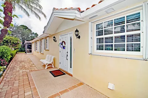 8194 SE Peppercorn Ct, Hobe Sound, FL 33455