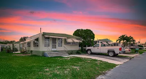 8910 Palm, Boynton Beach, FL 33436