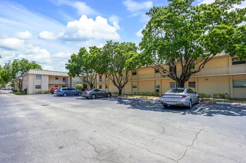 10821 N Military Trl #1, Palm Beach Gardens, FL 33410