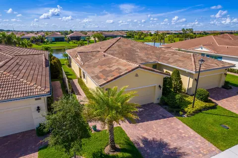21021 SW Modena Way, Port Saint Lucie, FL 34986