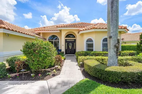 12909 Cocoa Pine Dr, Boynton Beach, FL 33436