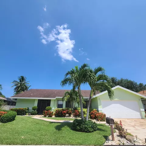 1841 Pierce Dr, Lake Worth Beach, FL 33460