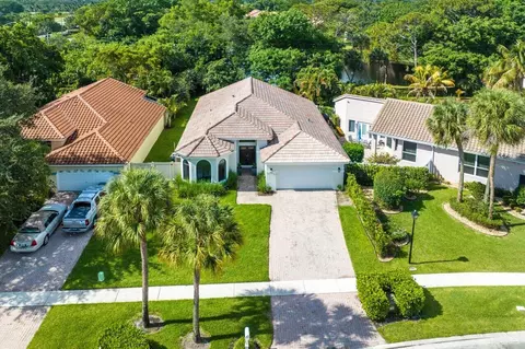 5028 Monterey Ln, Delray Beach, FL 33484