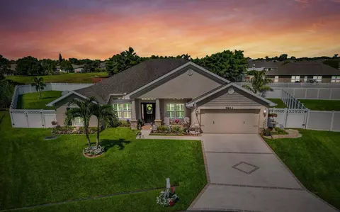 5863 NW Poe Ct, Port Saint Lucie, FL 34986