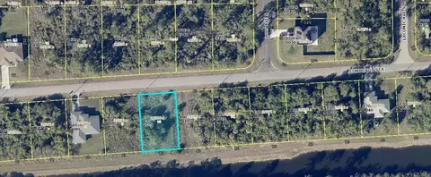 1124 Cummings St E, Lehigh Acres, FL 33974