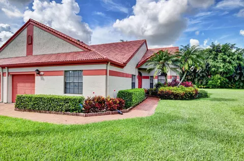 7525 Lexington Club Blvd #B, Delray Beach, FL 33446