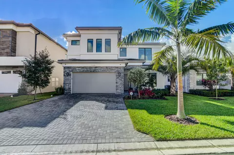 17640 Sparkling River Rd, Boca Raton, FL 33496