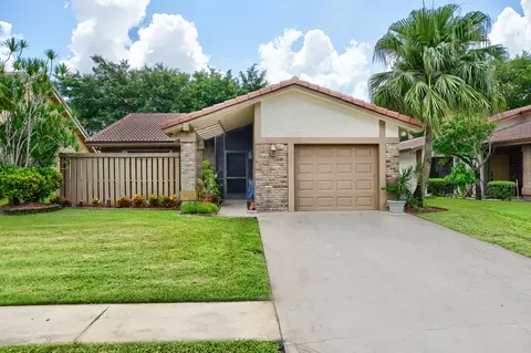 19650 Back Nine Dr, Boca Raton, FL 33498