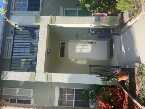 2128 SEatonville Dr, Port Saint Lucie, FL 34952